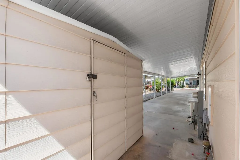 https://cdn.realtyfeed.com/cdn/127/306672571/0c614209bc3af6620784ae561629316f.webp