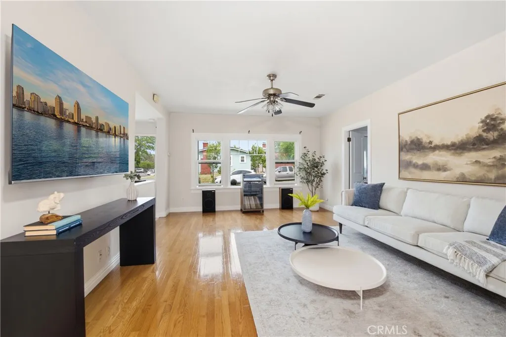 https://cdn.realtyfeed.com/cdn/127/306672600/8501cf1b8bef3a028065a5606efb826d.webp