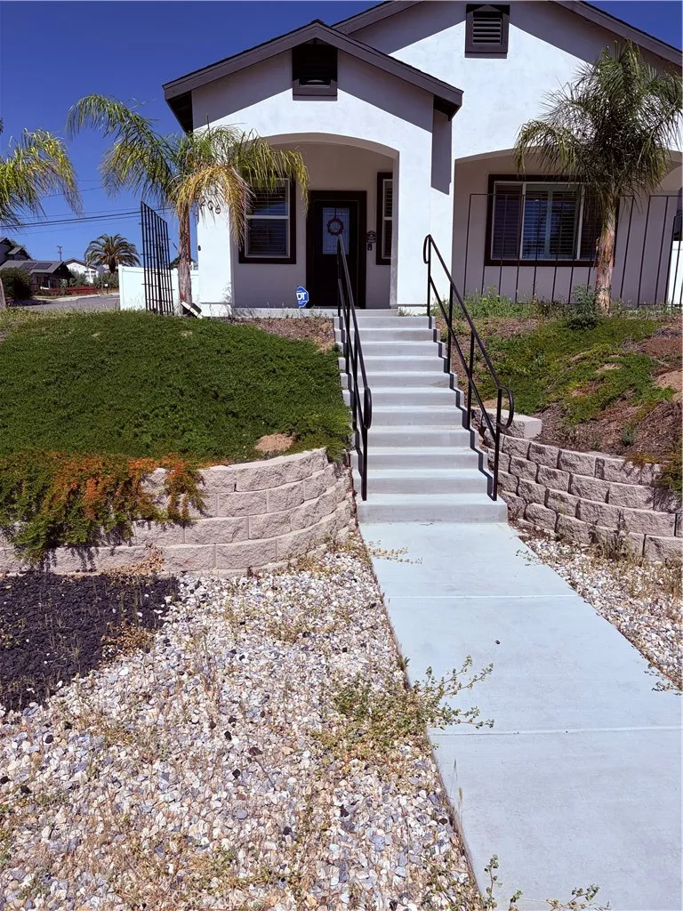 Lake Elsinore, CA 92530
