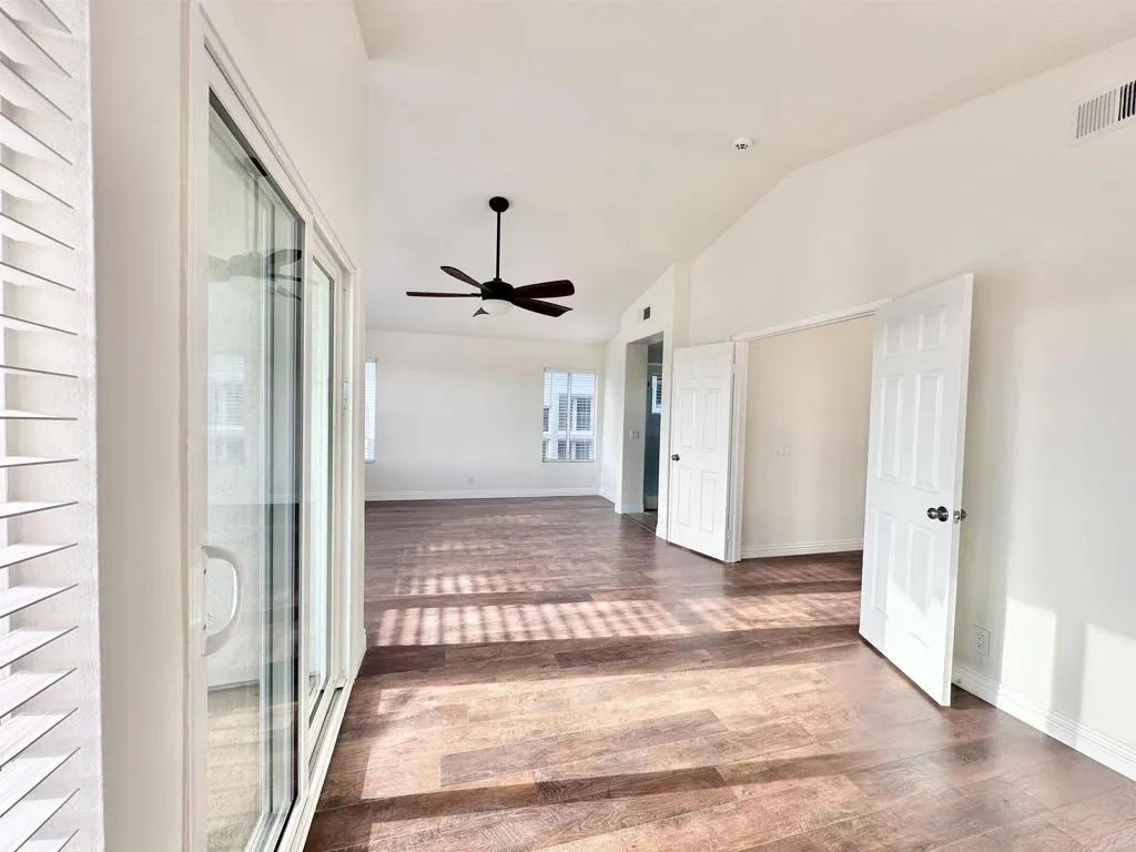 https://cdn.realtyfeed.com/cdn/127/306672605/a5e8416fe25b422ace4bad78e7e2f3a1.webp