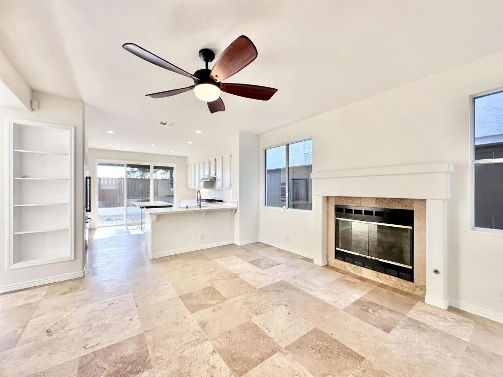 https://cdn.realtyfeed.com/cdn/127/306672605/d99be73f90b127975c394db203f3d14e.webp