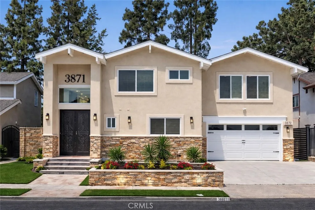 3871 Hendrix Street
