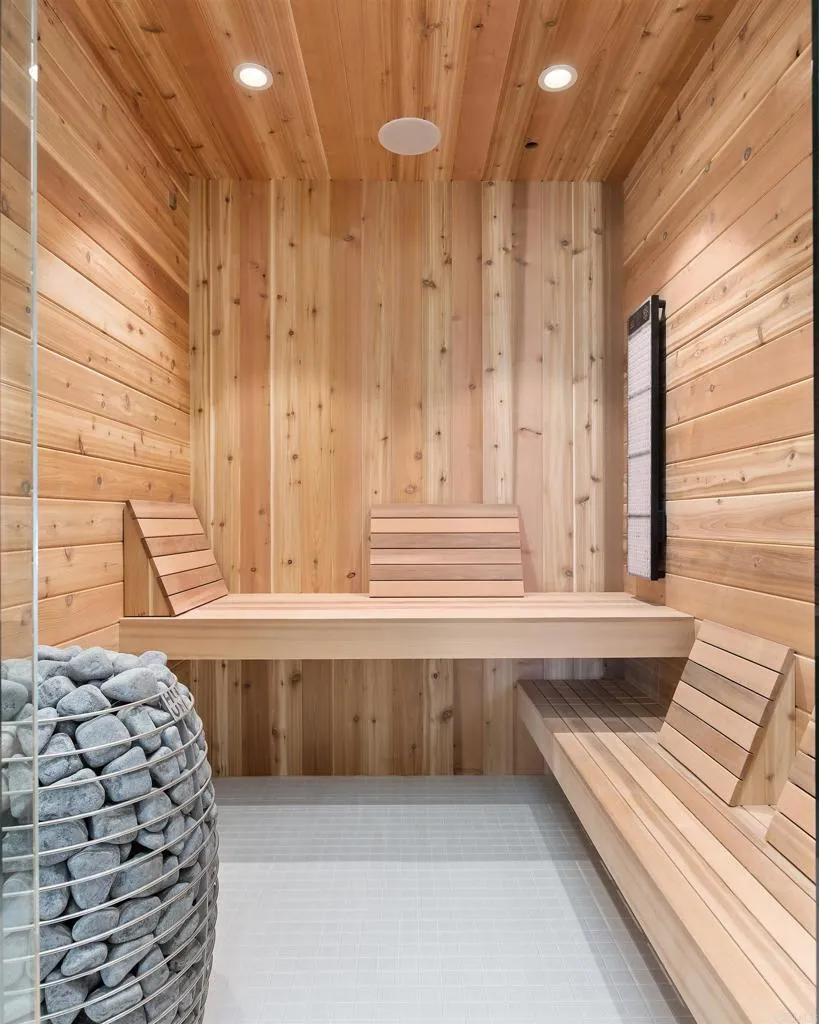 https://cdn.realtyfeed.com/cdn/127/306672633/3bbb61ce43631cc2b2e751168d773a01.webp