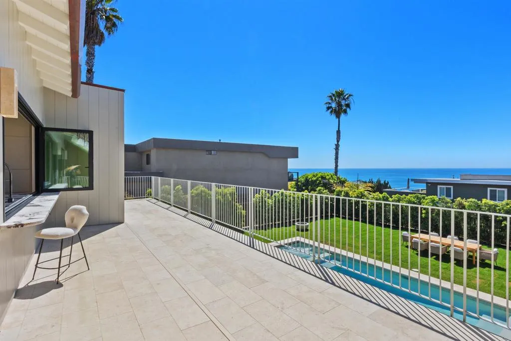 https://cdn.realtyfeed.com/cdn/127/306672633/b219bd52d17d524ba30d54a198b824a7.webp