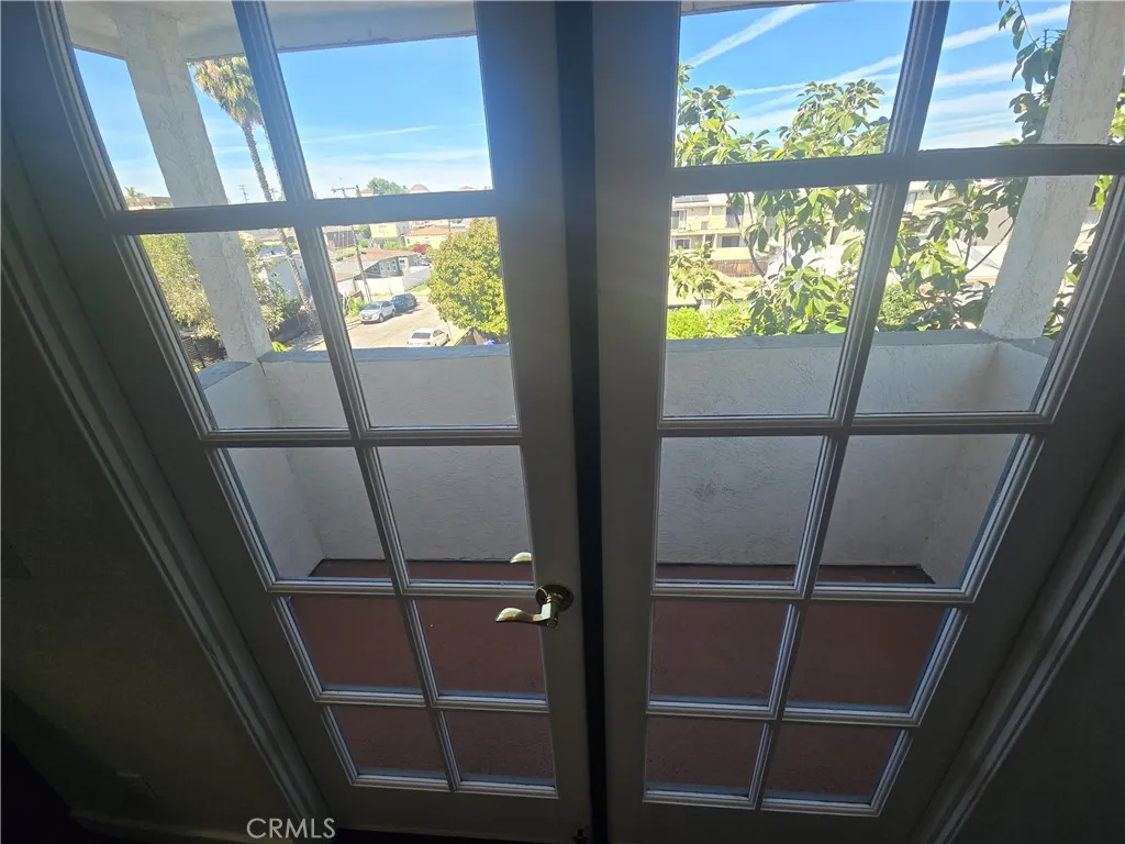 https://cdn.realtyfeed.com/cdn/127/306672639/03c88032eaf4718ec57577e3274d06ae.webp