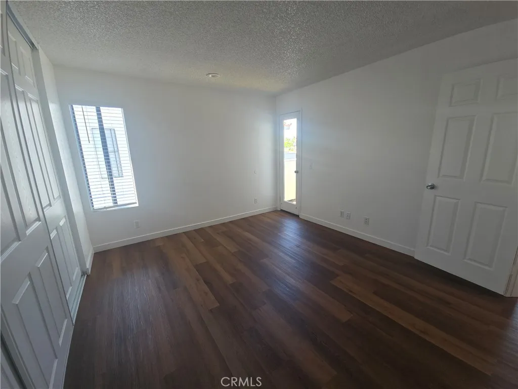 https://cdn.realtyfeed.com/cdn/127/306672639/1650e16b4598d07a6ddf70e3ffe0b3eb.webp