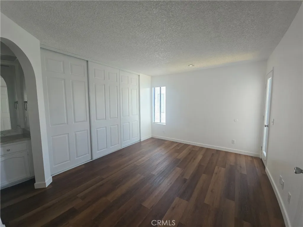 https://cdn.realtyfeed.com/cdn/127/306672639/6604835a017919a45761ffb644fb9297.webp