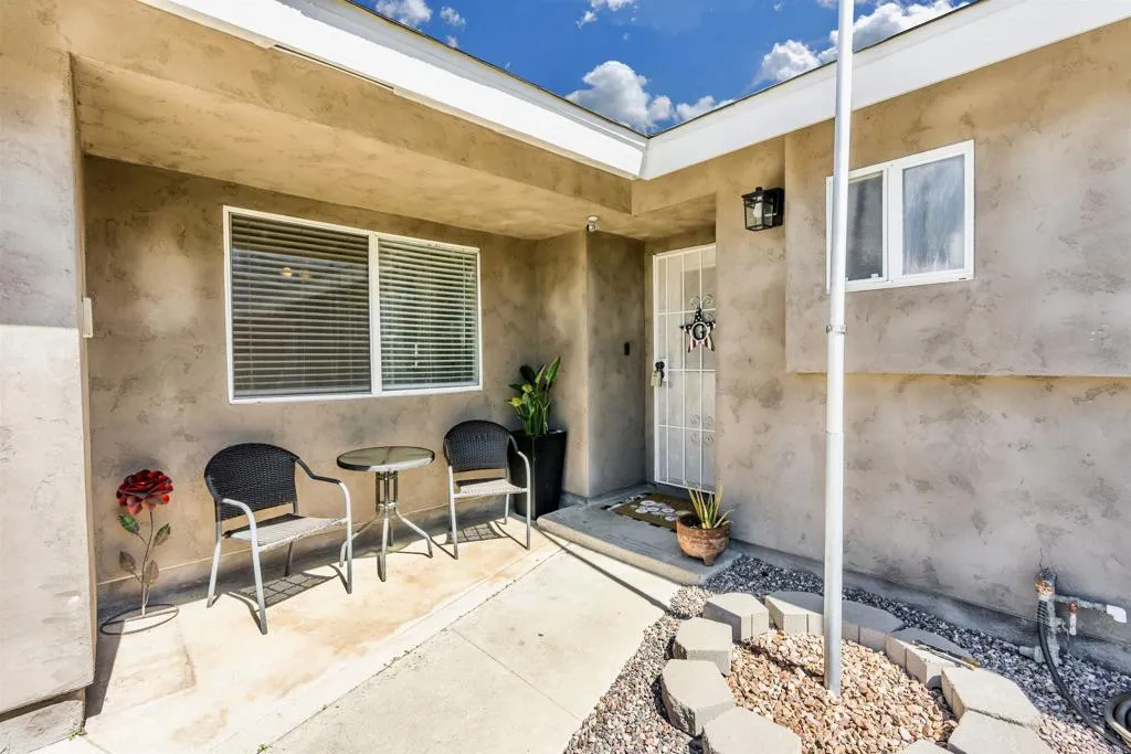 https://cdn.realtyfeed.com/cdn/127/306672722/102c8b0c32beaf3d022487199bd9e416.webp