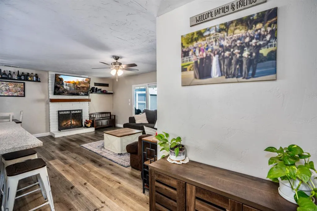 https://cdn.realtyfeed.com/cdn/127/306672722/1c0e532ea5878e0b91970ffa89faa31a.webp