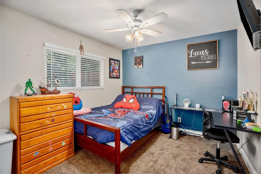 https://cdn.realtyfeed.com/cdn/127/306672722/42cb72994d2f6d056d533447dea73ab0.webp