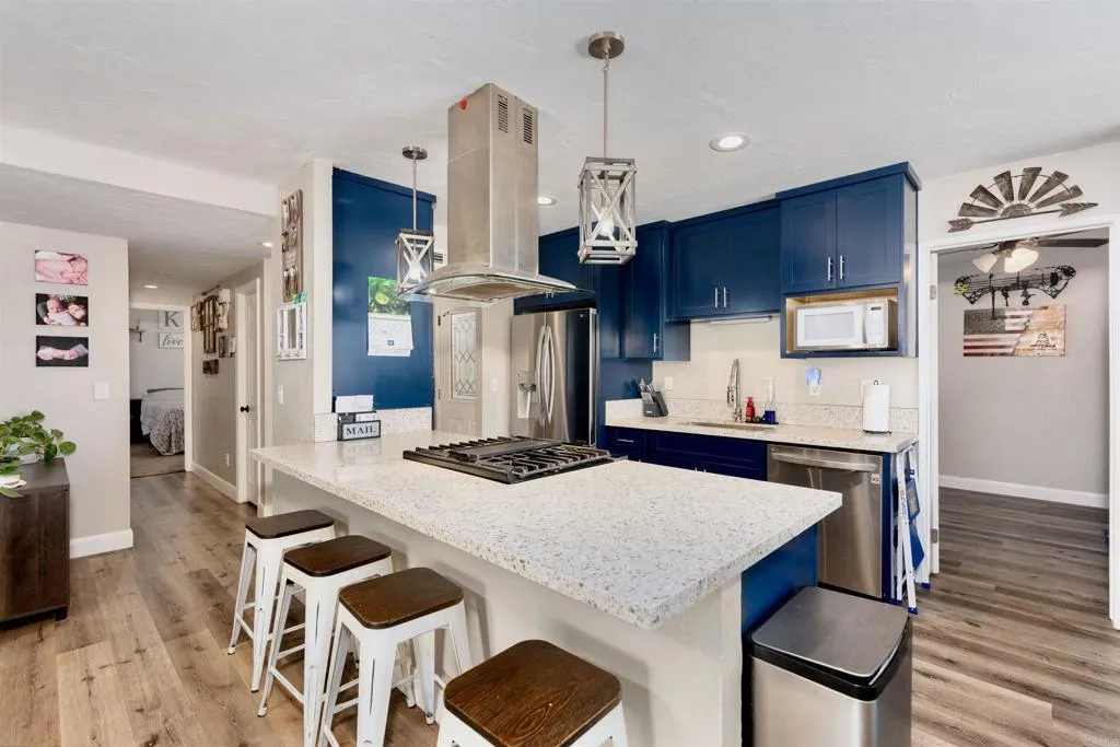 https://cdn.realtyfeed.com/cdn/127/306672722/72be39ef8e14cac7e83e530582328089.webp