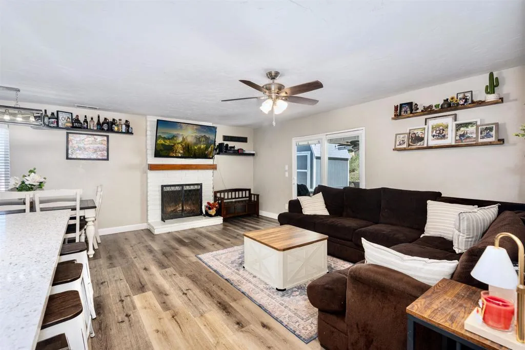 https://cdn.realtyfeed.com/cdn/127/306672722/c40399b9b67cf39ab2ee28135293ec2f.webp