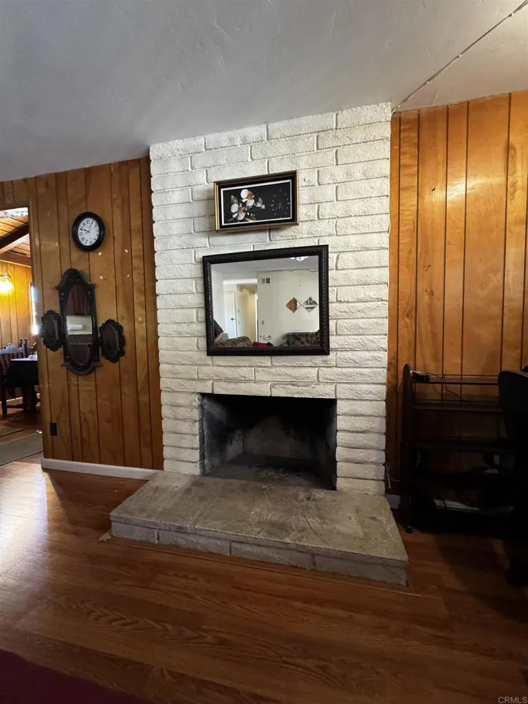 https://cdn.realtyfeed.com/cdn/127/306672735/51ab23358f49d1803425e13e898e3d24.webp