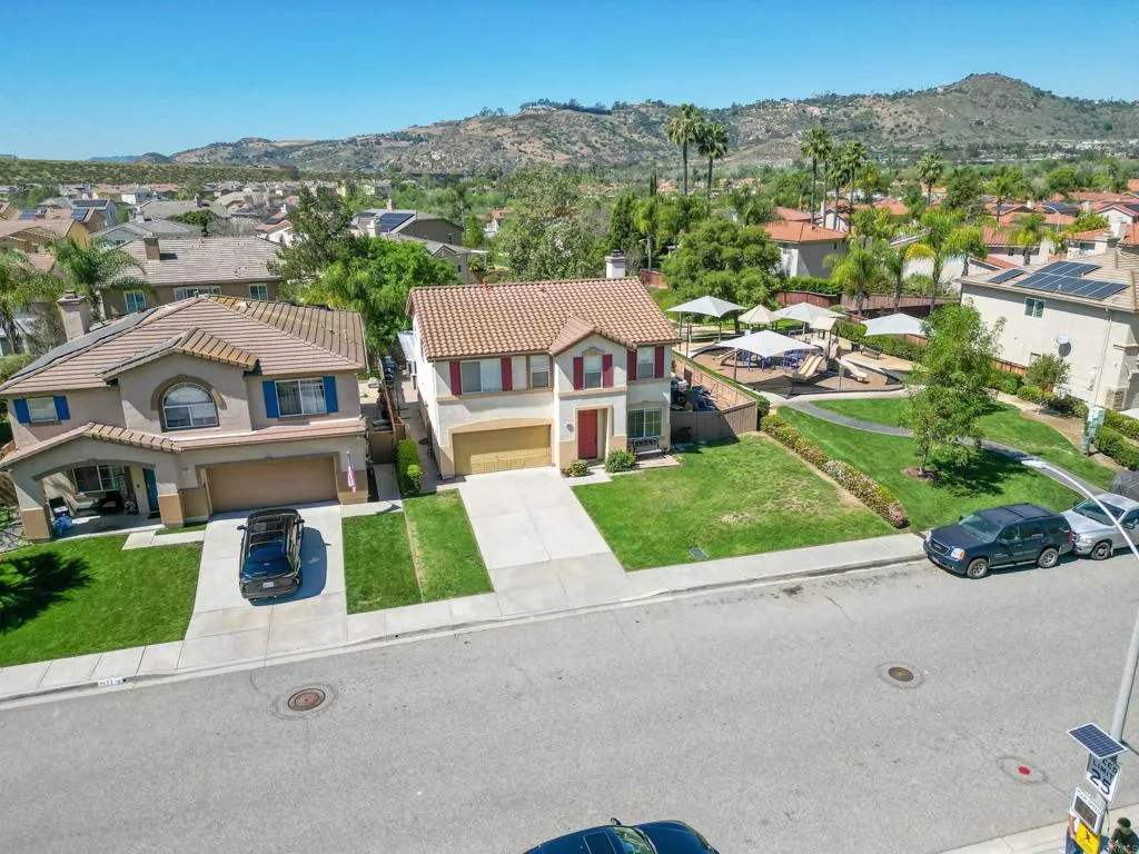 https://cdn.realtyfeed.com/cdn/127/306672757/201537bcba0397fd916e7eb72e07f875.webp