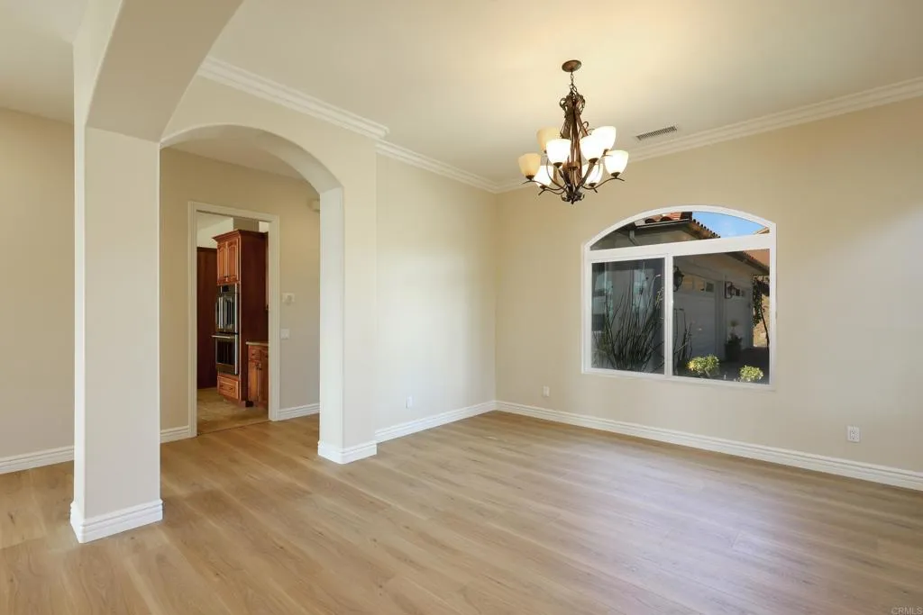 https://cdn.realtyfeed.com/cdn/127/306672801/1929524b48d9cbe42d5f3dcd126fa89b.webp