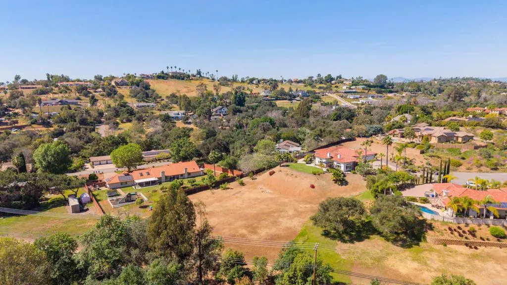 https://cdn.realtyfeed.com/cdn/127/306672801/493ff9db38ed1d19332aac712a5fc1ee.webp