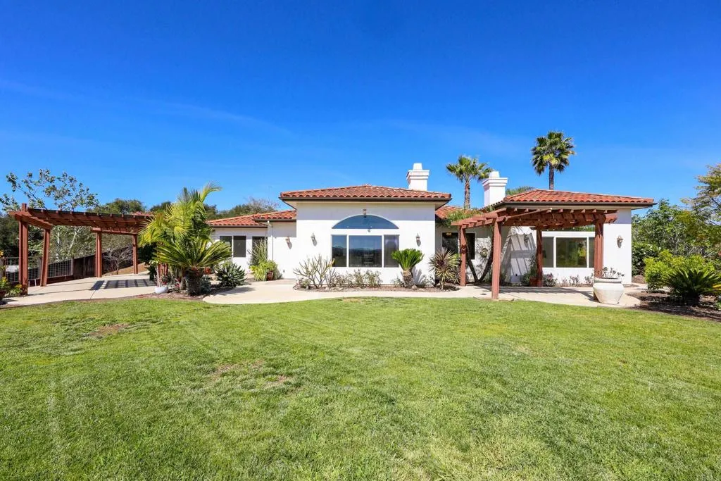 https://cdn.realtyfeed.com/cdn/127/306672801/b61c4b3c769a442263205d24e8039c62.webp