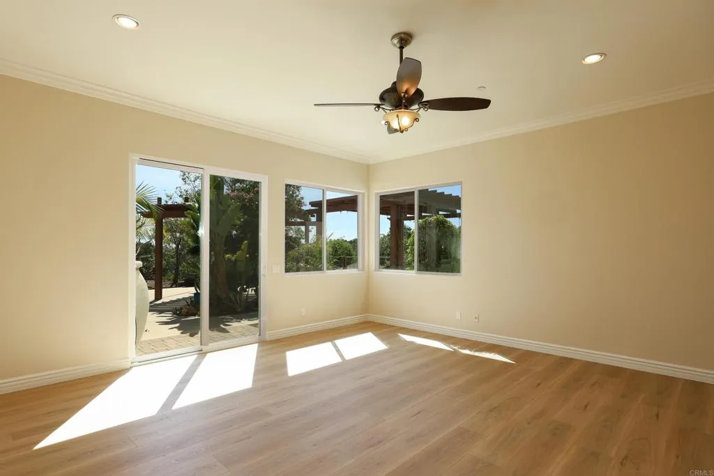 https://cdn.realtyfeed.com/cdn/127/306672801/b9e38b59bc11371663b0304001e65bcb.webp