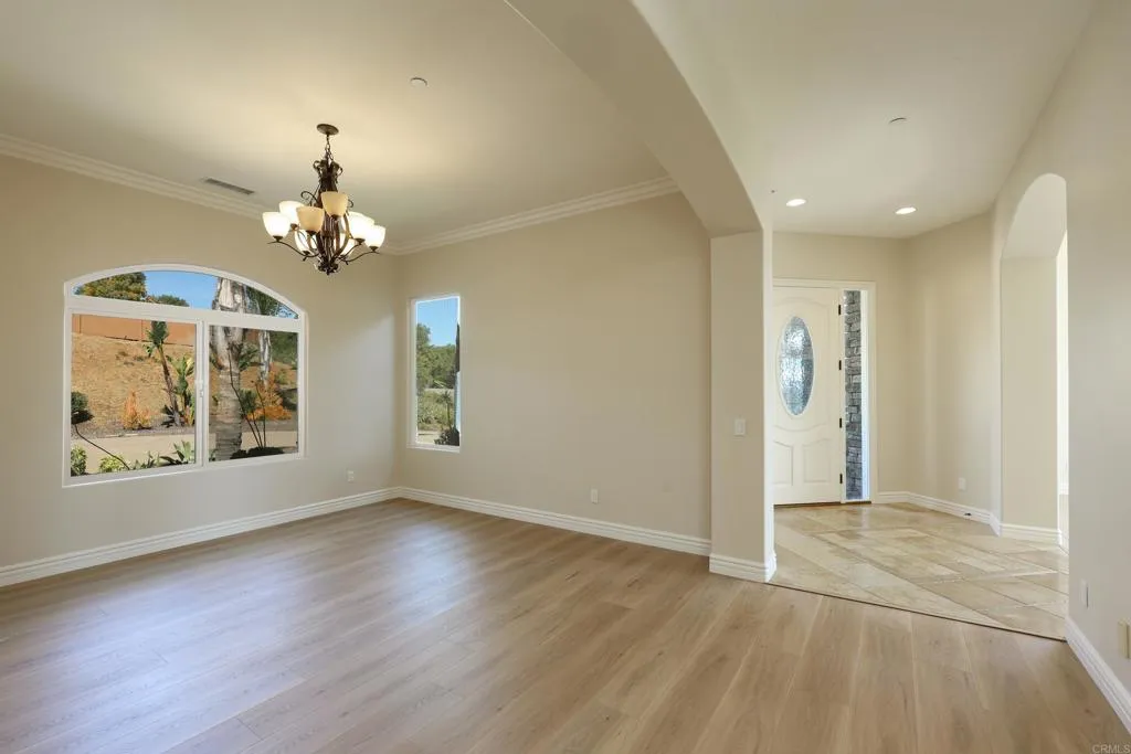 https://cdn.realtyfeed.com/cdn/127/306672801/c49c08ed9bb8b2953675531b91b75558.webp