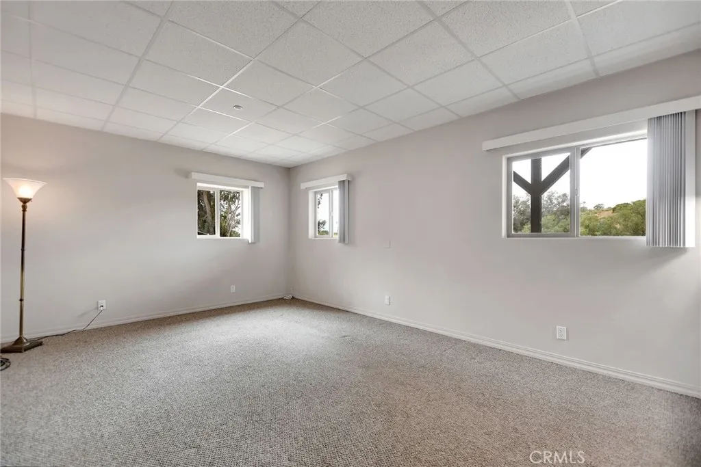 https://cdn.realtyfeed.com/cdn/127/306672805/48e015bca8ea6ba09fb0b3b1ad139d13.webp