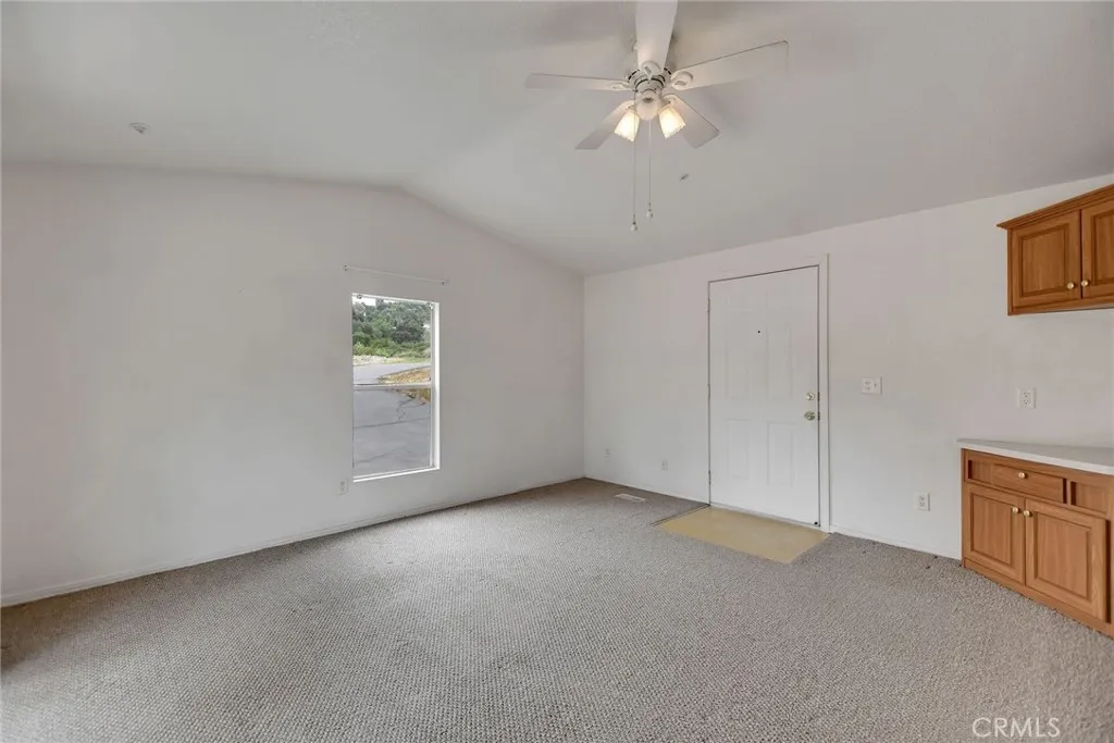 https://cdn.realtyfeed.com/cdn/127/306672805/5e5f64fb8019744a7d20117b62c81684.webp
