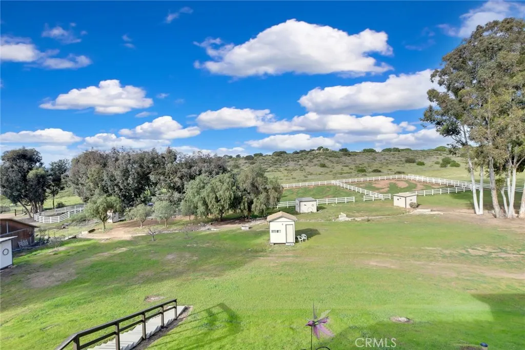 https://cdn.realtyfeed.com/cdn/127/306672805/8fe1ede8d525d77de690765753a1cd75.webp