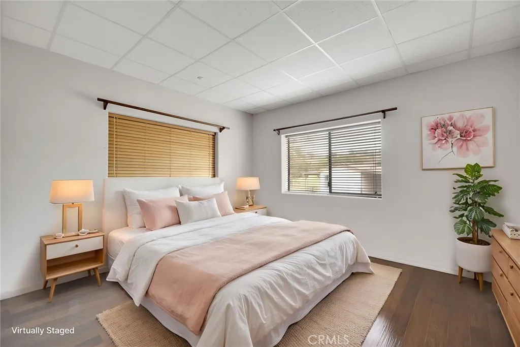 https://cdn.realtyfeed.com/cdn/127/306672805/91658a25b60154df643aa281dad7c850.webp