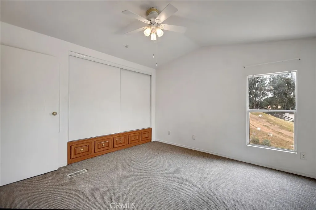 https://cdn.realtyfeed.com/cdn/127/306672805/b16c86d402656be2e19e3186e203ad73.webp
