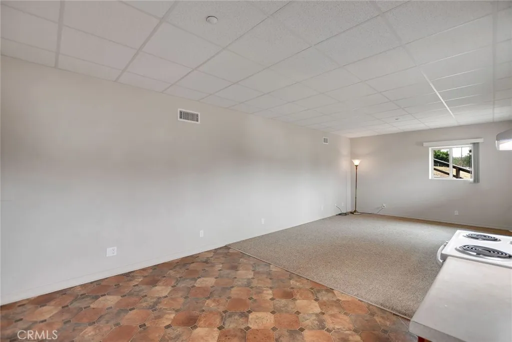 https://cdn.realtyfeed.com/cdn/127/306672805/d359d87a2aa0927c514a493c1461bfb7.webp