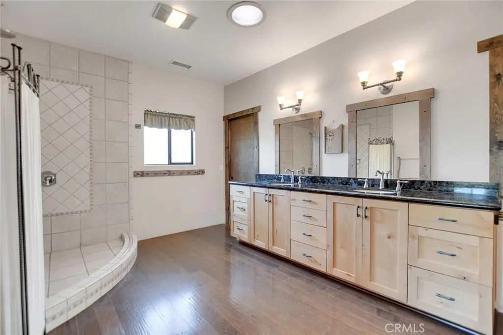 https://cdn.realtyfeed.com/cdn/127/306672805/e649584ac4f6a2b0b8ae383241e67350.webp