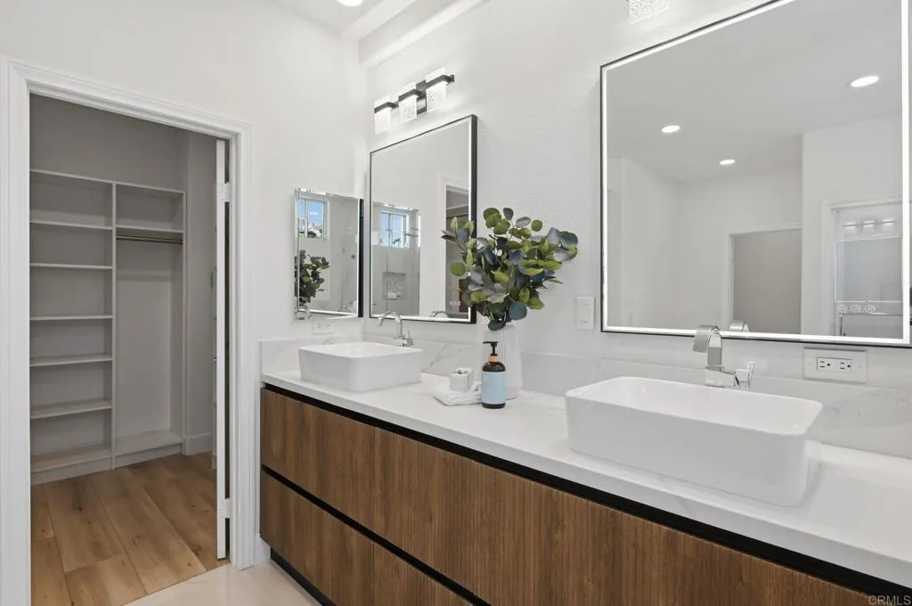 https://cdn.realtyfeed.com/cdn/127/306672822/4744c08742a0ad3c17da99c618010077.webp