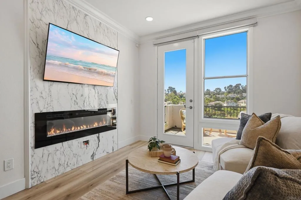 https://cdn.realtyfeed.com/cdn/127/306672822/65e5b591db1c7049bcd0aed892211fa6.webp