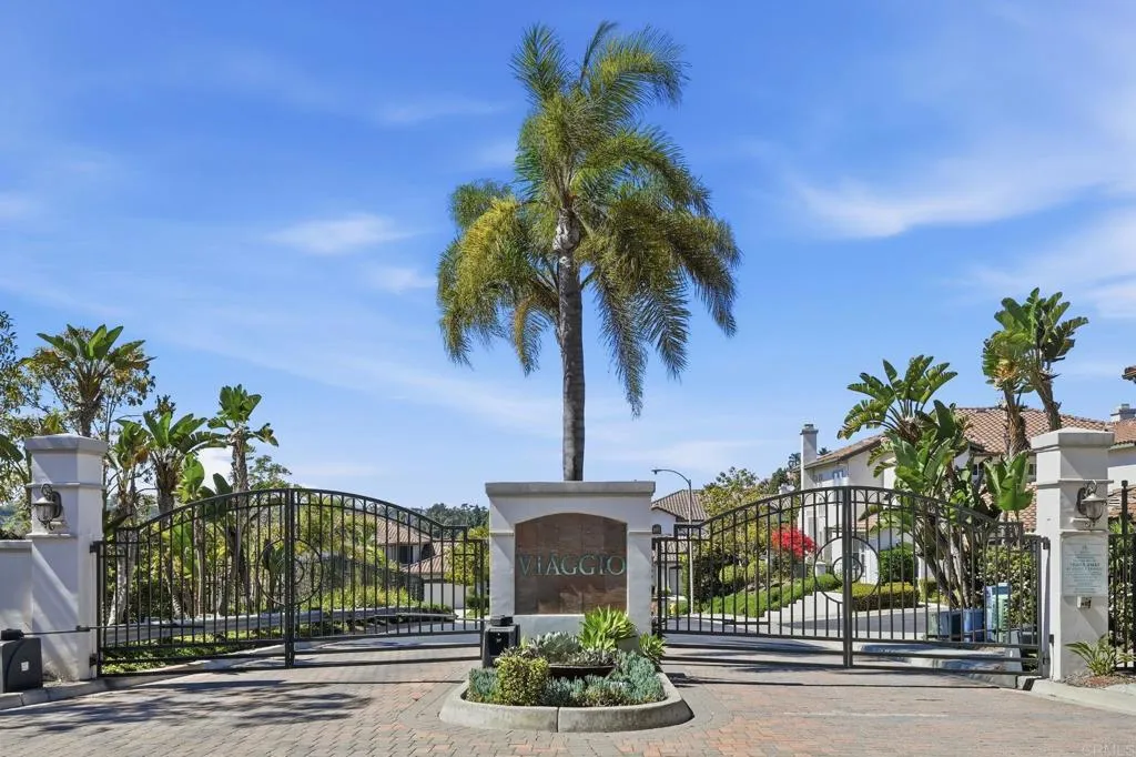 https://cdn.realtyfeed.com/cdn/127/306672822/97655385ee7bce8611bd6f6d7f518c37.webp