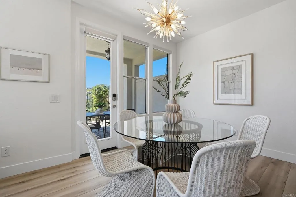 https://cdn.realtyfeed.com/cdn/127/306672822/e5dc780c00d357c8796037fb55796479.webp