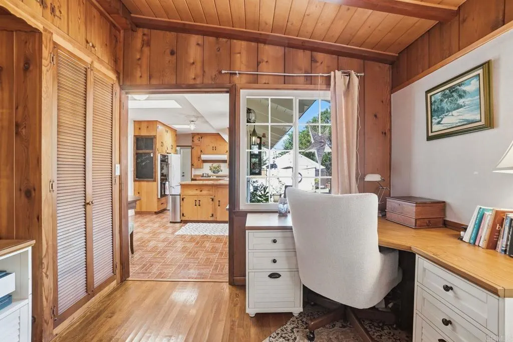 https://cdn.realtyfeed.com/cdn/127/306672843/177e9c8f7e8b482cb38cbd48f9573755.webp