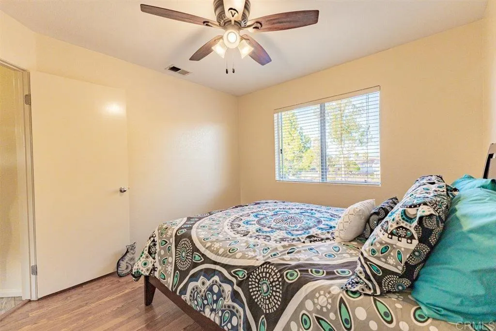 https://cdn.realtyfeed.com/cdn/127/306672867/a9d2e41652957ef5f5ef603b9ac4b932.webp