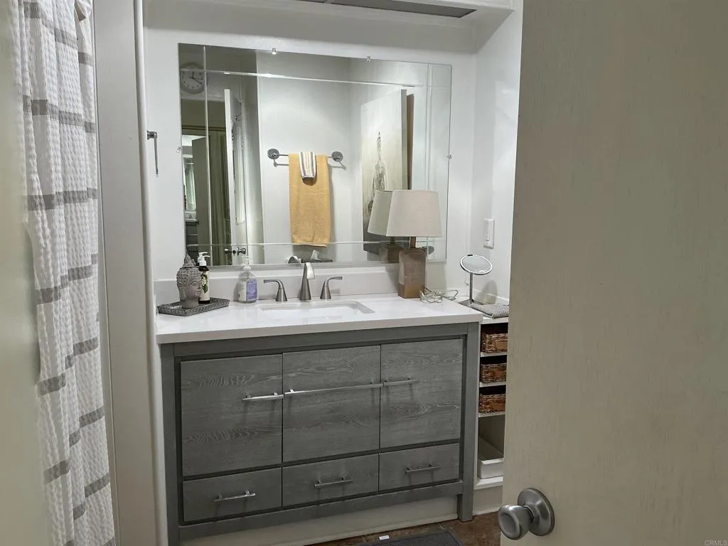 https://cdn.realtyfeed.com/cdn/127/306672887/5f4dc3507f3a1eaada394682f4a5d7e9.webp