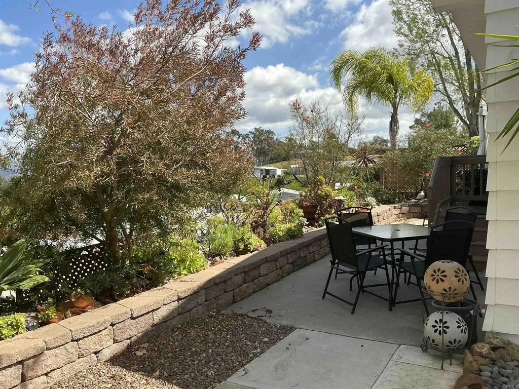 https://cdn.realtyfeed.com/cdn/127/306672887/d7197befe331633a249fd6d8decd31c6.webp