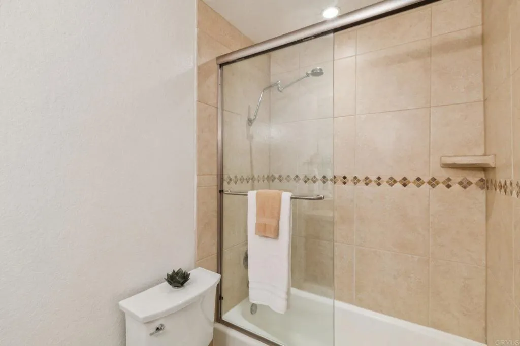 https://cdn.realtyfeed.com/cdn/127/306672982/1f0e416c67e7c7f8ee88ce1285036ac6.webp