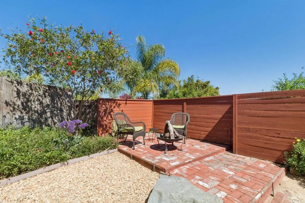 https://cdn.realtyfeed.com/cdn/127/306672982/e3ca9353fa090fb7c430089c0eb09c24.webp