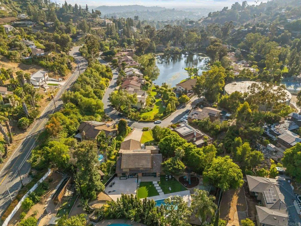 20 Lake Helix Drive, La Mesa, CA, 91941