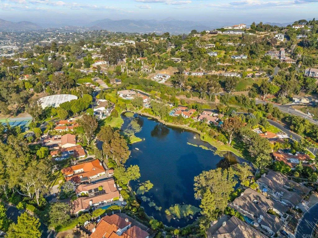 20 Lake Helix Drive, La Mesa, CA, 91941
