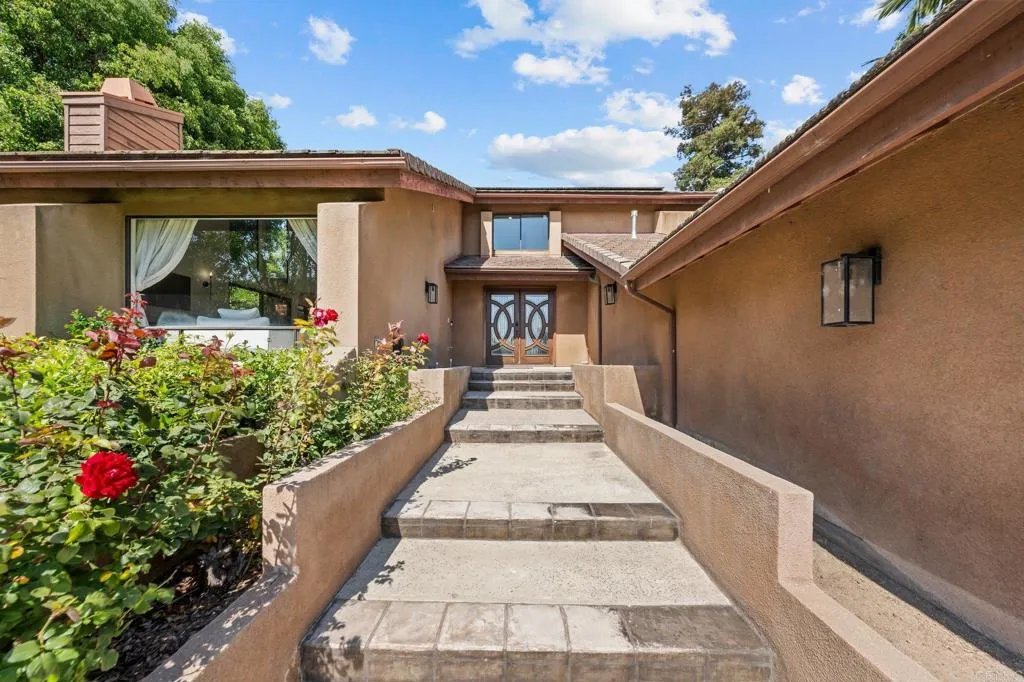 20 Lake Helix Drive, La Mesa, CA, 91941