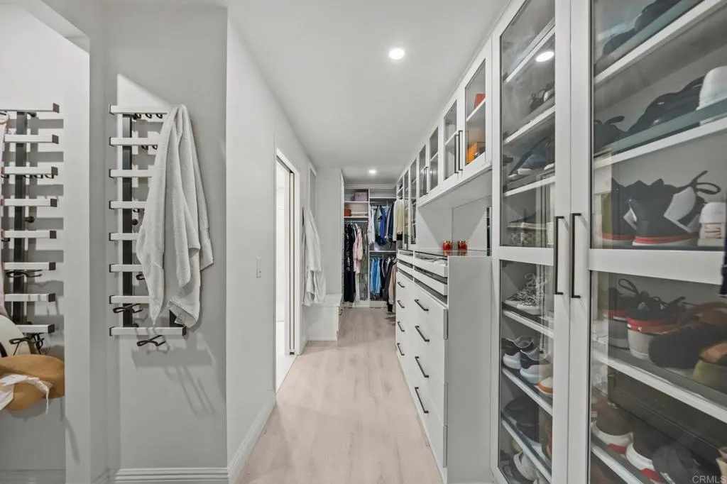 20 Lake Helix Drive, La Mesa, CA, 91941