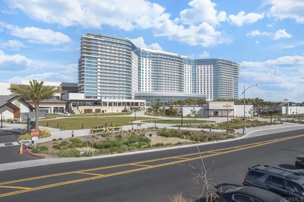 https://cdn.realtyfeed.com/cdn/127/306672990/2e854db5eaf9ea65fae8c931bef4d618.webp