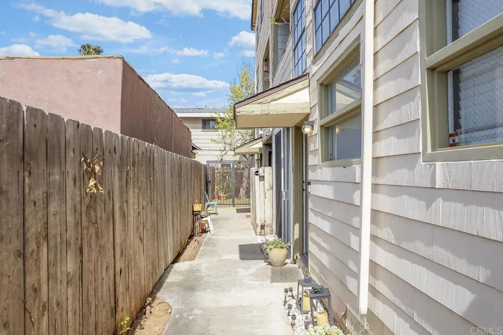 https://cdn.realtyfeed.com/cdn/127/306672990/4f3be9b4cfab8664fc43539dfed1e530.webp
