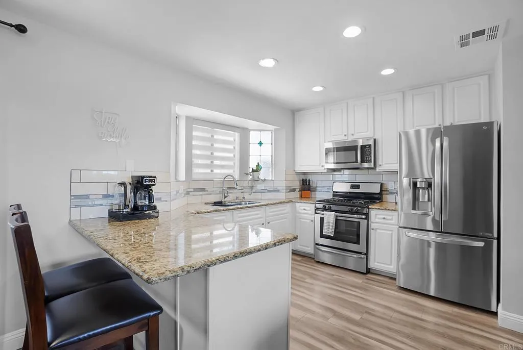 https://cdn.realtyfeed.com/cdn/127/306672990/8b0868f6b40eb28037ed7151759eaf6f.webp