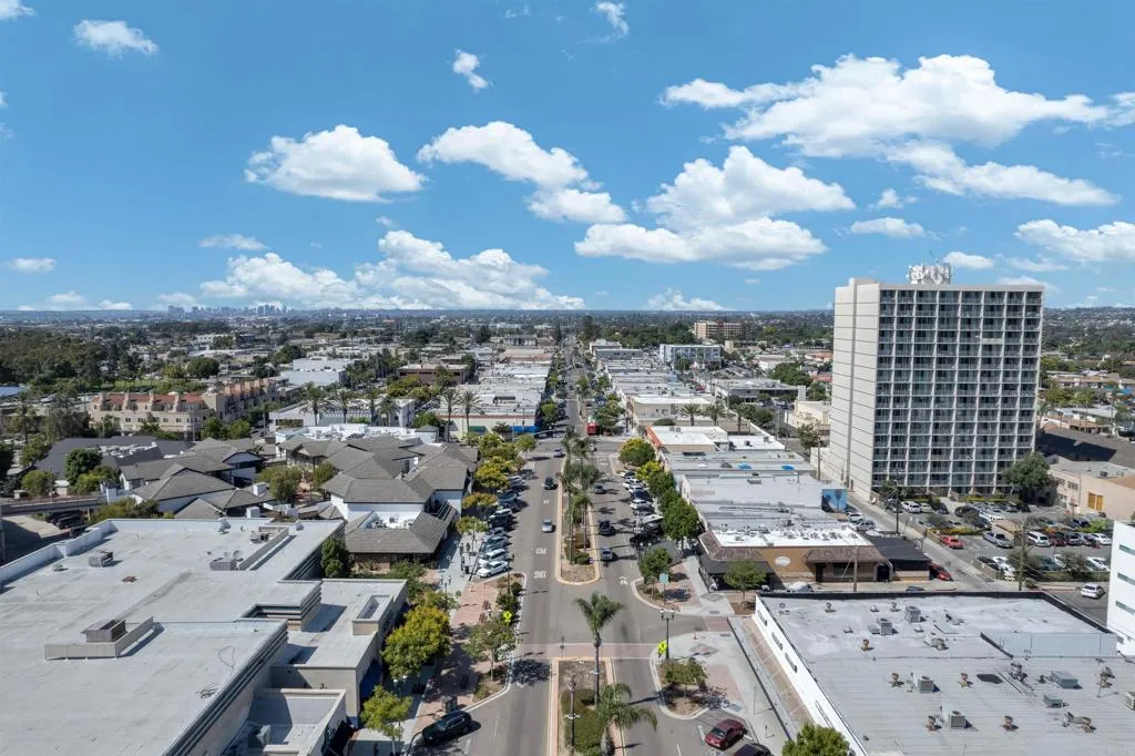 https://cdn.realtyfeed.com/cdn/127/306672990/bb9a5b210a08d7e2161935891999a277.webp