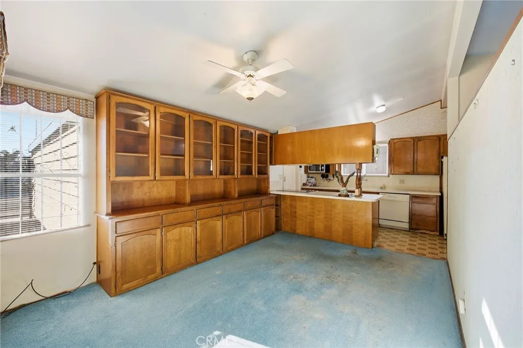 https://cdn.realtyfeed.com/cdn/127/306673010/0daa83951159c8ec3fedf270e52b72ce.webp