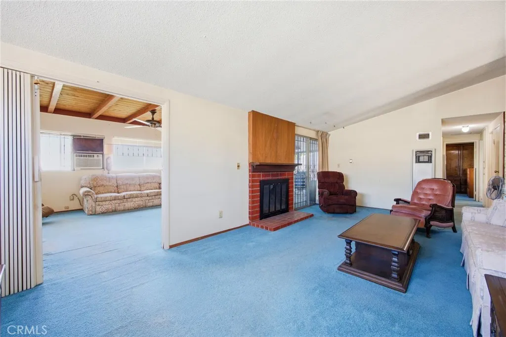 https://cdn.realtyfeed.com/cdn/127/306673010/ac5152e46e166554a3e5a4939f74e19f.webp